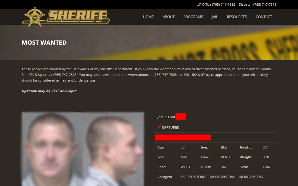 A screenshot of the Delaware County Sheriff's Office's Most Wanted page showing the wanted people's mugshots, full name, status, address, age, sex, race, and charges.